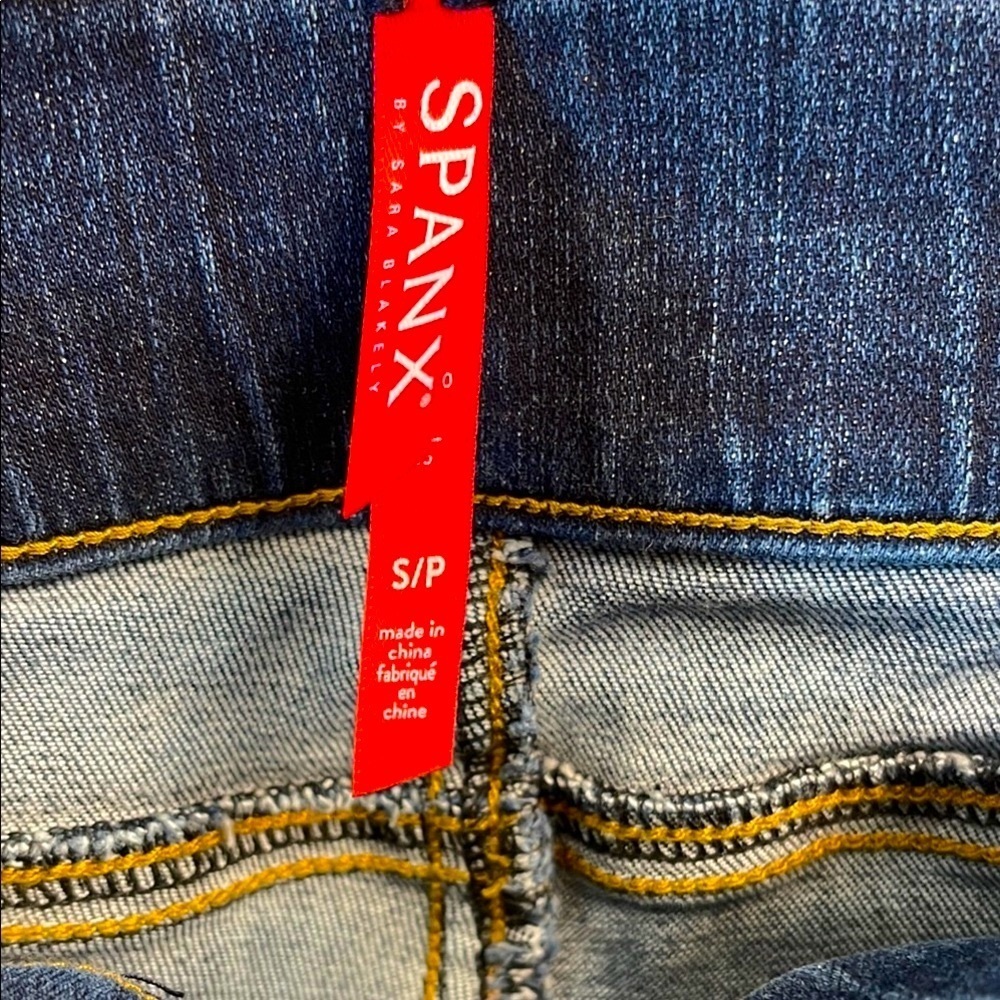 Spanx Distressed Pull On Stretch Denim Legging Jeans Medium Wash Size Small - Picture 5 of 15